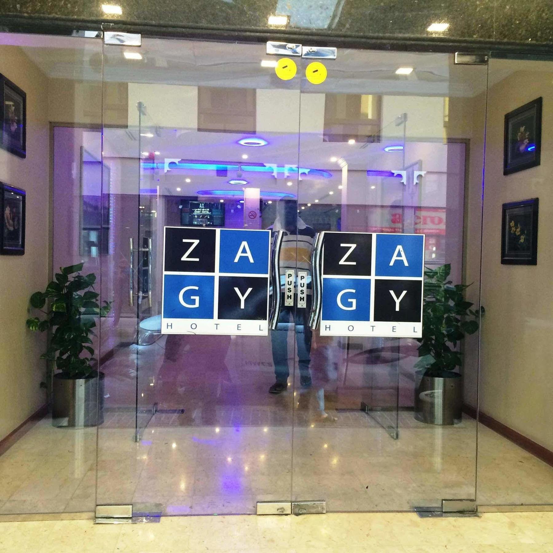 Zagy Hotel Dubai Exterior foto